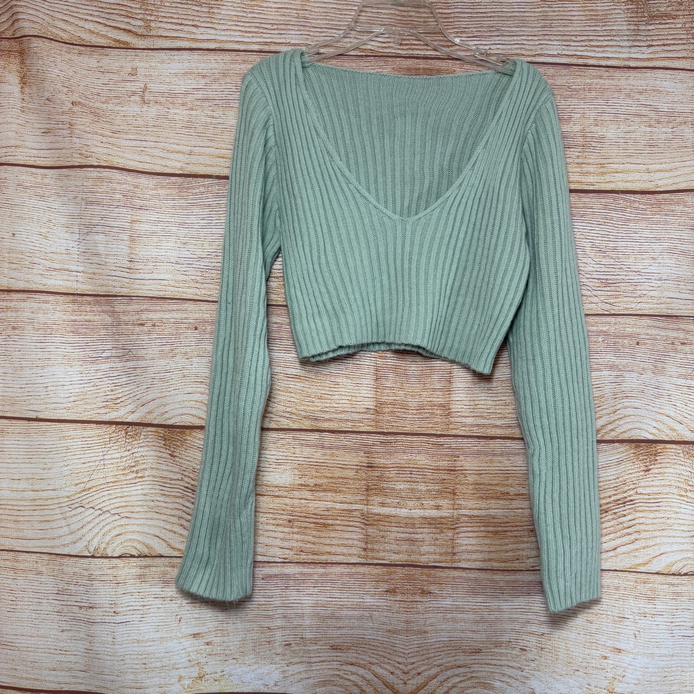 SHEIN Plunging V-Neck Ribbed Crop‎  Knit Green Sweater